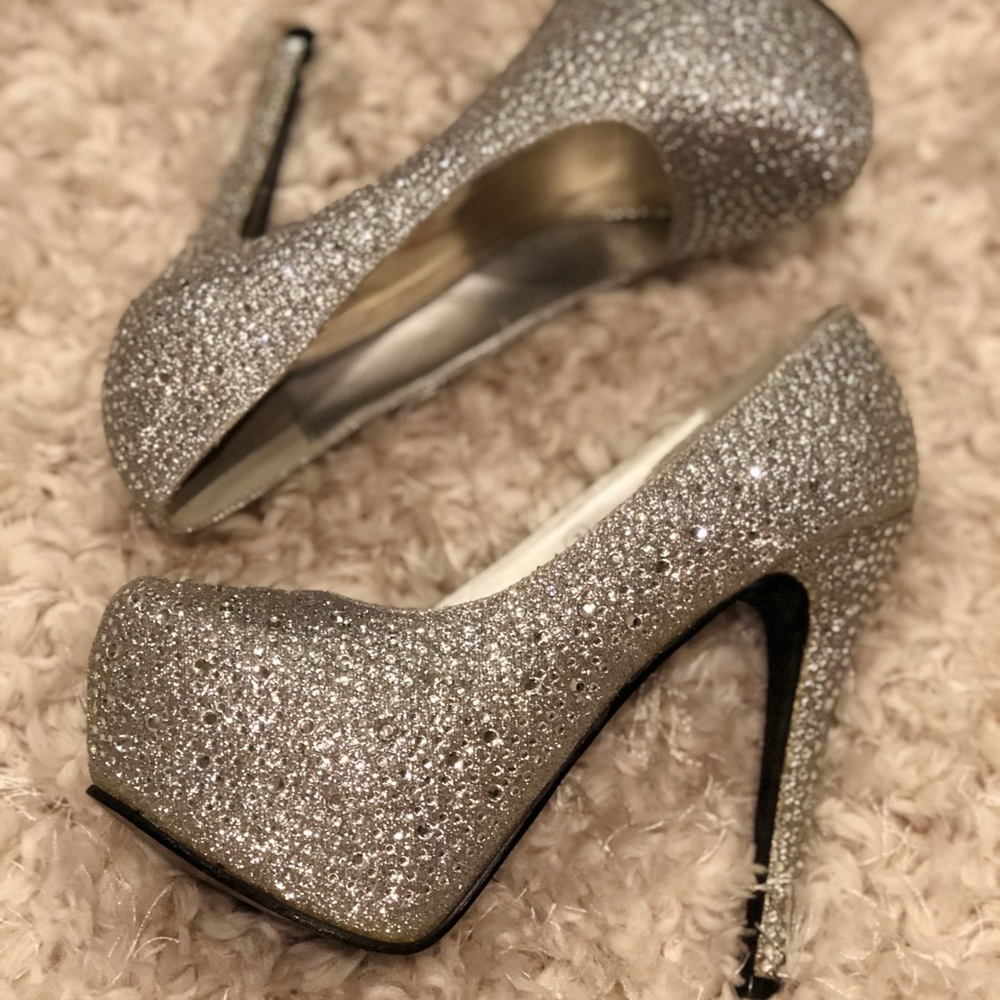 Silver/sparkling heels!